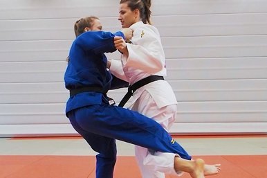Zwei Judoka beim Training.